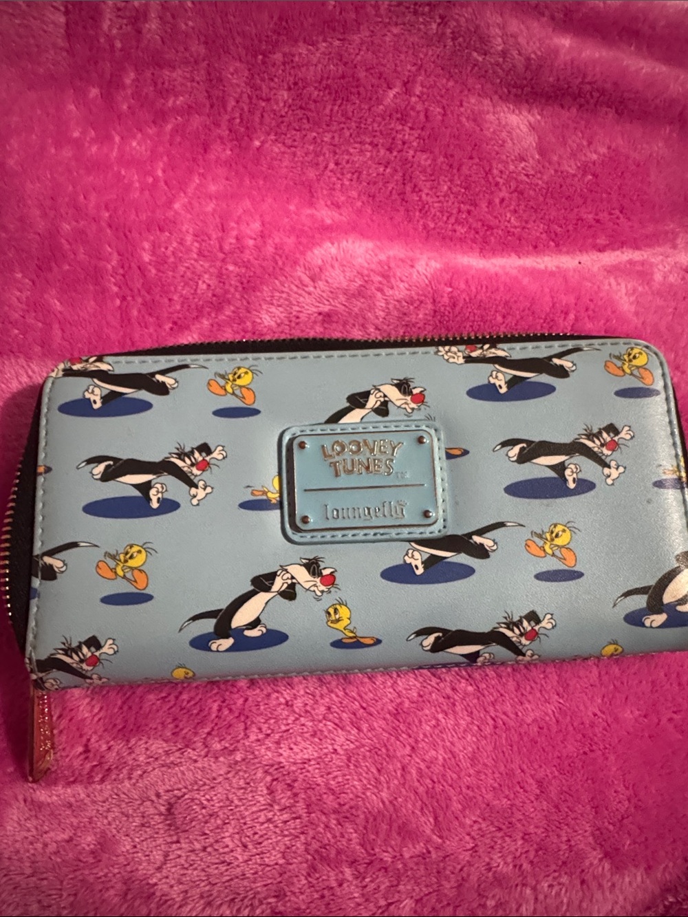 Loungefly Looney Tunes Sylvester & Tweety Light Blue Zip Wallet